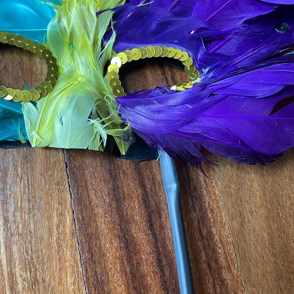Five Vintage Mardi Gras Masquerade Masks - Picture 8 of 8